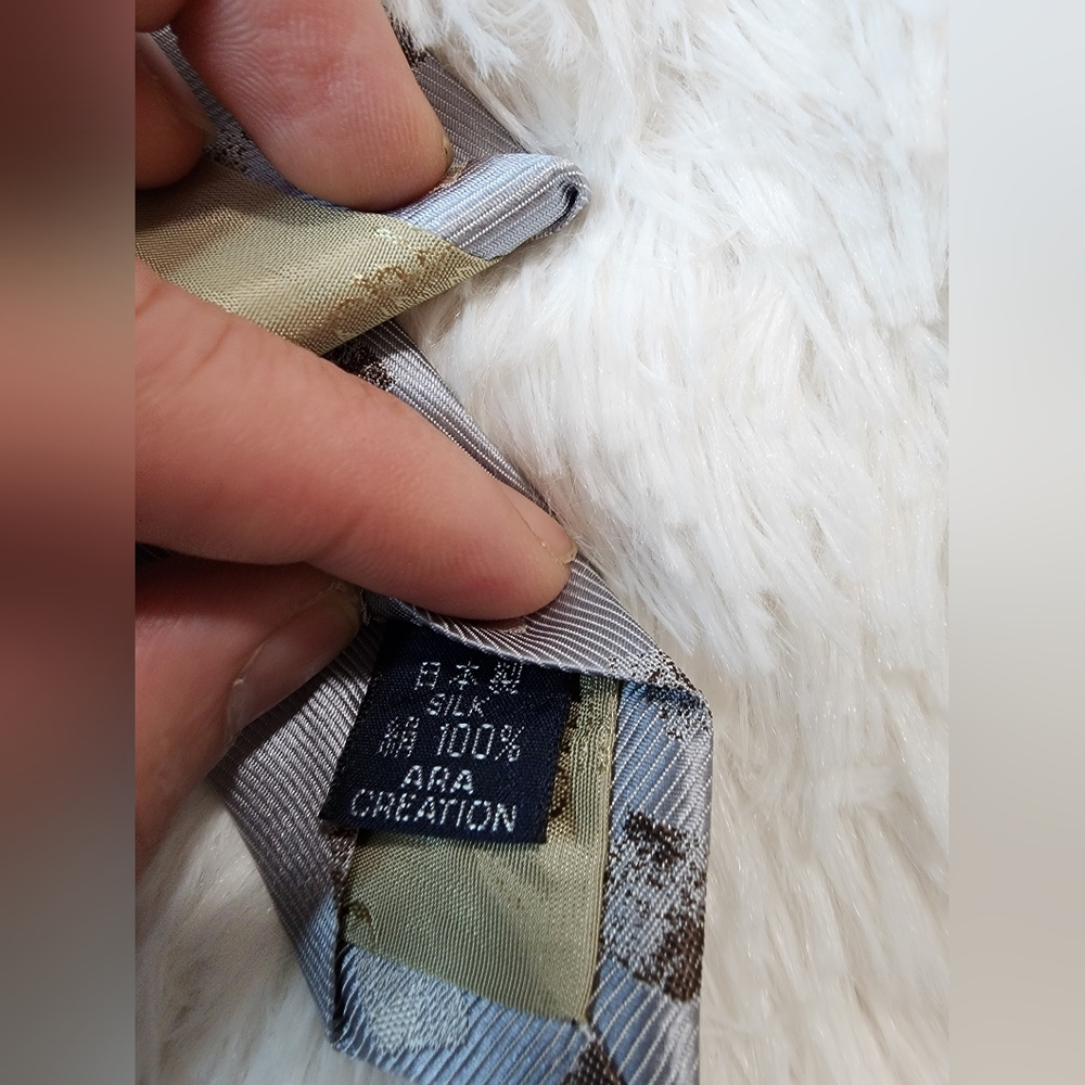 Chloé Blue-Grayish Patterned Silk Scarf - Picture 5 of 10